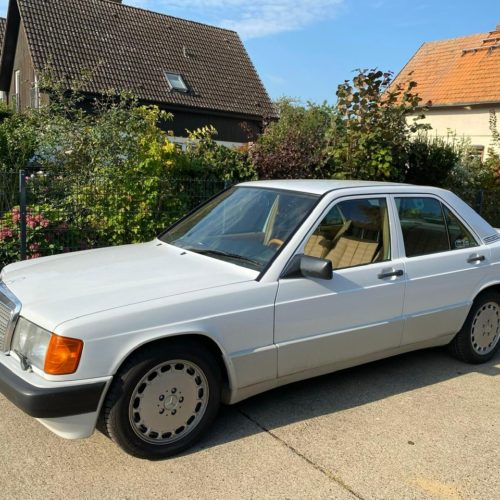 Mercedes Benz 190E 2.6