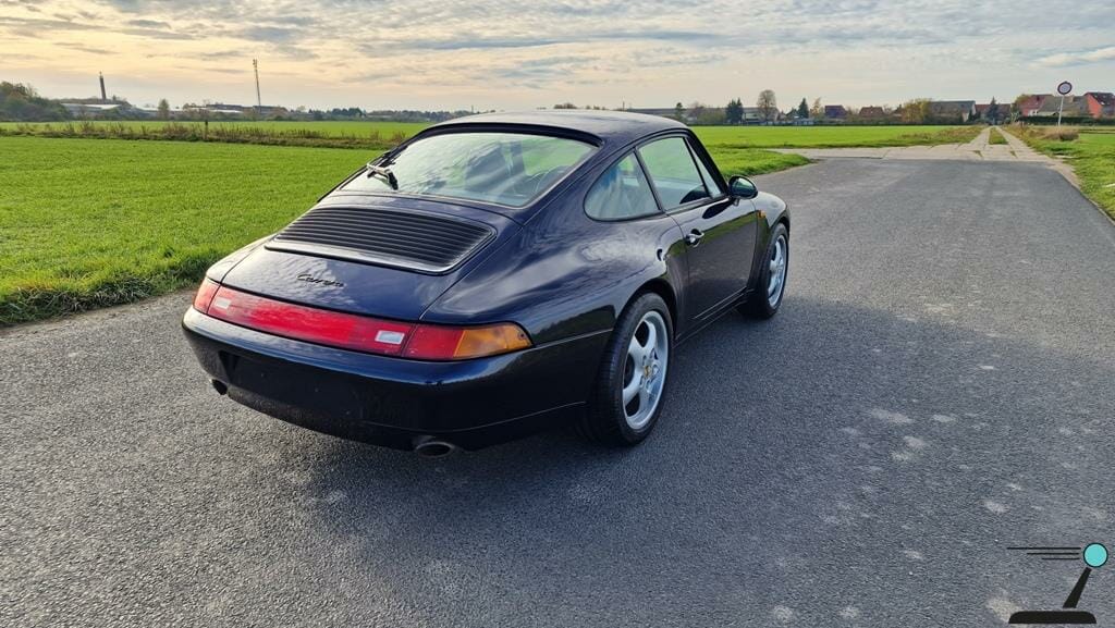 Porsche 911 Carrera 993 – Bild 6